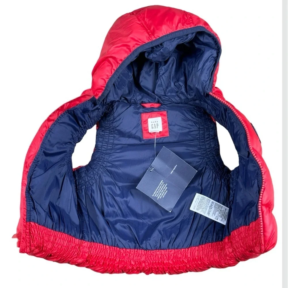 NWT Baby GAP Red Cold Control Max Puffer Vest 6-12 Months Jacket Boy Kids